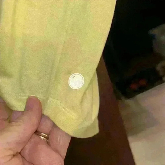 Yogalicious work out top sz xxl v neck short sleeve cute! yellow Summer! Soring - Picture 3 of 5